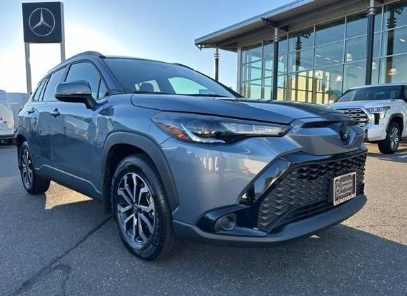 TOYOTA COROLLA CROSS 2024 7MUFBABG2RV034316 image